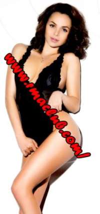 Güzel Kemer Bayan Escort Selena'nın Büyüleyici Dünyası