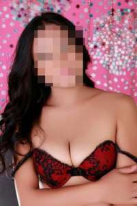 Kemer Escort'ta Eşsiz Bir Beraberlik Yaşayın!